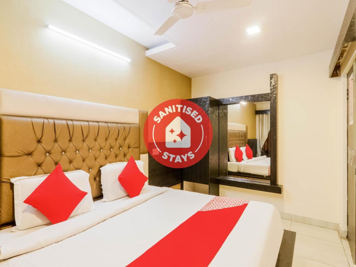 Oyo 79765 Hotel Samrat Λάκναου Εξωτερικό φωτογραφία