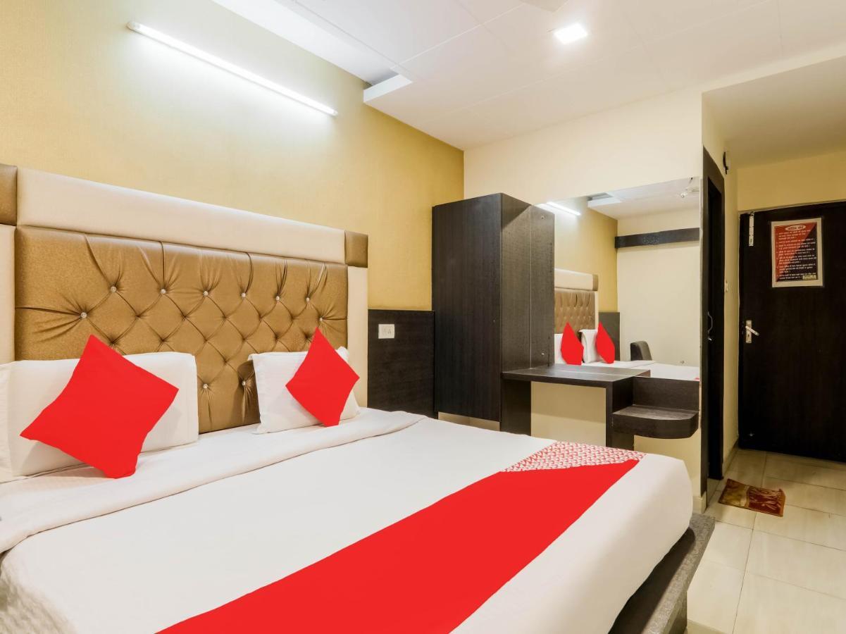 Oyo 79765 Hotel Samrat Λάκναου Εξωτερικό φωτογραφία